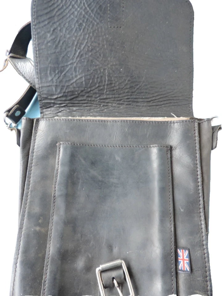 Vintage 1970's Cactus leather black cross body unisex shoulder bag Punk look - Image 2 of 4