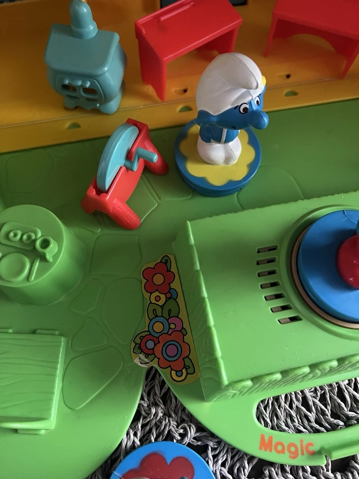 Juego de juguetes escolares Mattel Preescolar Magic Smurf Village 1982 vintage Foto 4 de 4