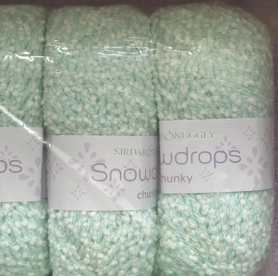 Sirdar Snuggly Snowdrops Chunky Yarn 5x 50g Balls Minty Green/White Shade 0353 - Image 2 of 4