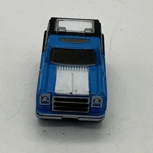 Micro Machines Vintage Galoob 1988 Blue Chevy Blazer Super 10 Specific Car - Image 2 of 4