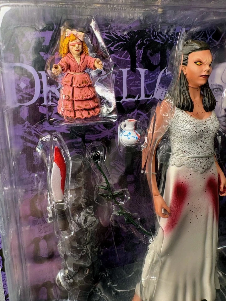 Figura de acción Buffy The Vampire Slayer Drusilla exclusiva de Moore coleccionables Foto 3 de 4