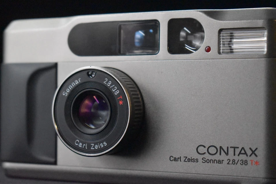 [US Duty Paid] Contax T2 Titan Silver Point & Shoot 35mm Film Camera 7912