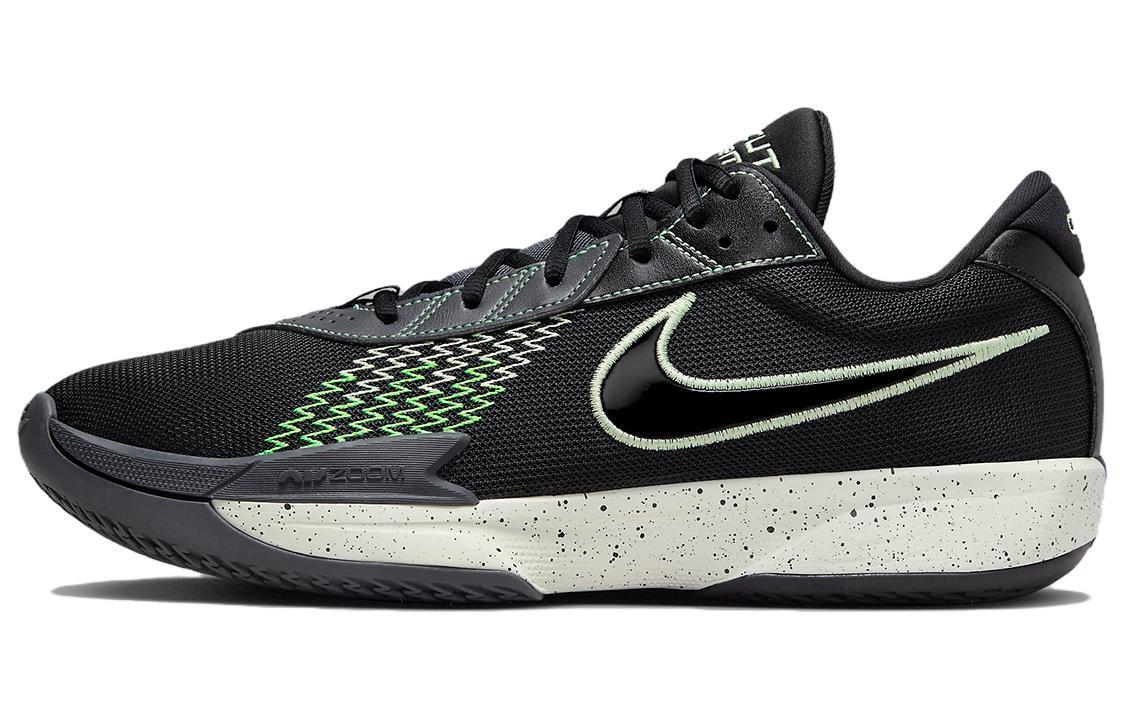 Size 9.5 - Nike Men