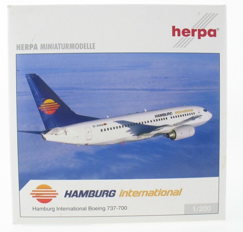 Herpa Wings 550994 - Boeing 737-700 Hamburg International D-AHIA 1:200 Flugzeug - Afbeelding 1 van 9