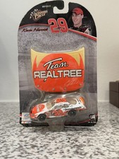 Kevin Harvick 29 2004 Realtree Goodwrench Chevy Winner circle diecast 1/64