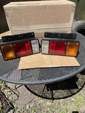 Isuzu Koito Genuine Npr Taillights Pair Set Used Minor Scratches