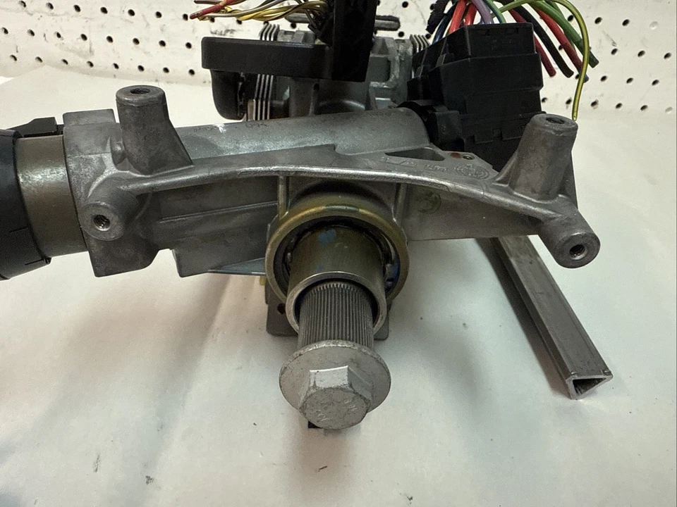 2002-2008 MINI COOPER STEERING COLUMN FLOOR SHIFT W/IGNITION SWITCH ASSEMBLY OEM - Image 3 of 4