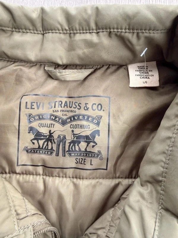 Levi's Quilted Puffer Jacket Mens Large Khaki Olive Green Lightweight Coat