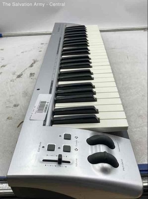 M-Audio Keystudio Silver 49 Keys USB Midi Keyboard Controller