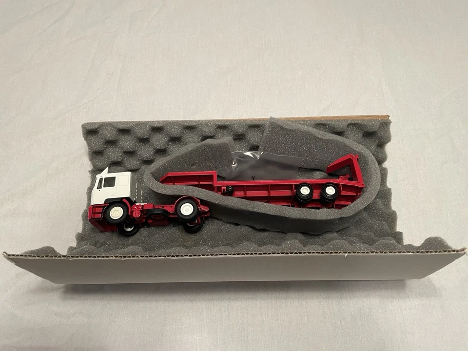 Conrad No. 6125 Man Lowboy - Image 3 of 4