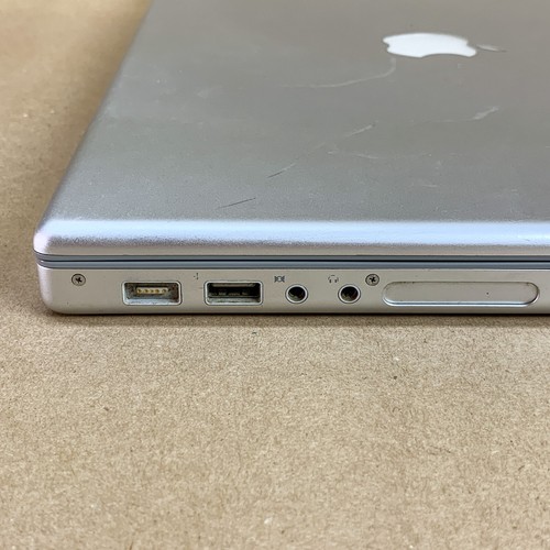 Apple 15" MacBook Pro A1150 Bundle with Charger Tested and Working No Battery - Afbeelding 15 van 24
