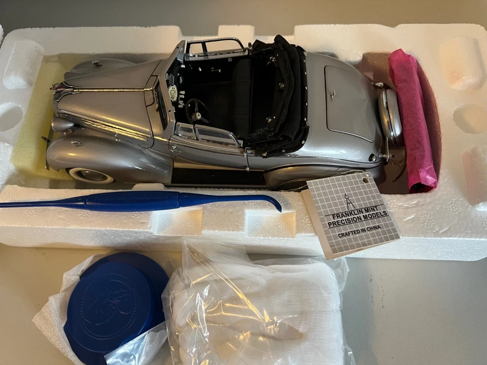 Franklin Mint Hudson Eight 1936 limited 25th Anniversary 1:24 OVP sehr selten - Bild 4 von 4