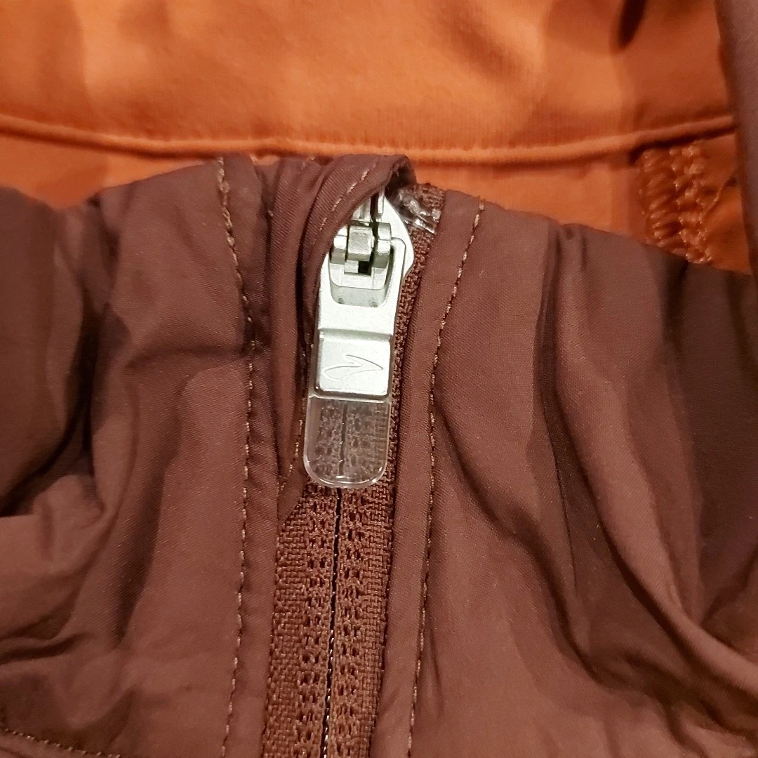 BROOKS Men's Run Happy Running Vest 2XL Purple/Rust Zip-Up Lightweight Packable - product detail image 19