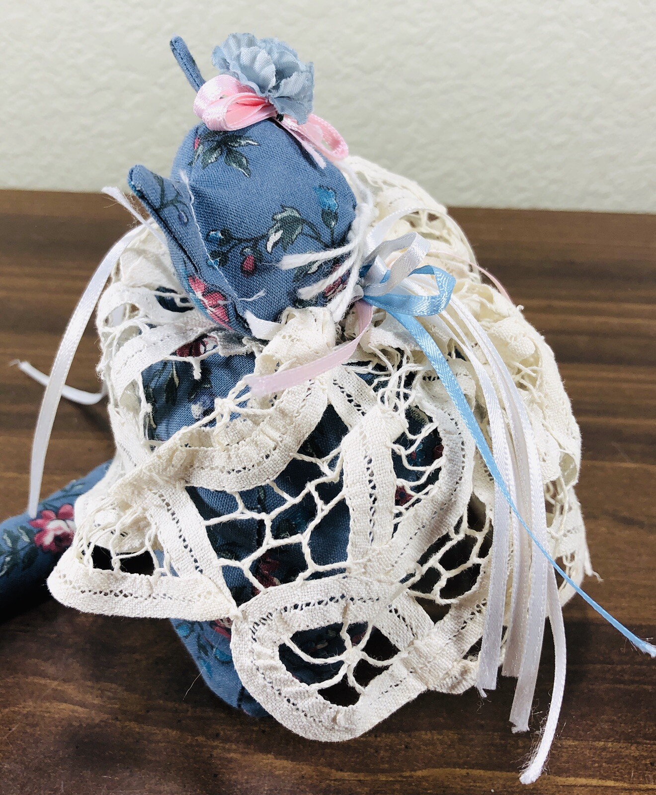 VTG BOHO Country Decor Cat Door Stop Blue Floral Battenberg Lace Ribbon ...