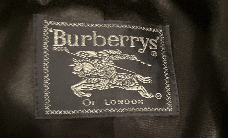 Gabardina vintage Burberrys para mujer de lana negra manga larga doble botonadura L? Foto 3 de 4