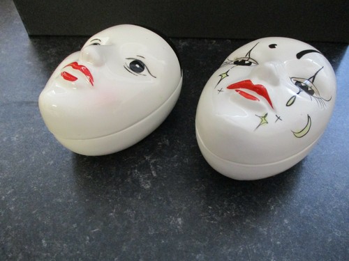 Two Ceramic Harlequin Style Trinket Boxes - Picture 3 of 4