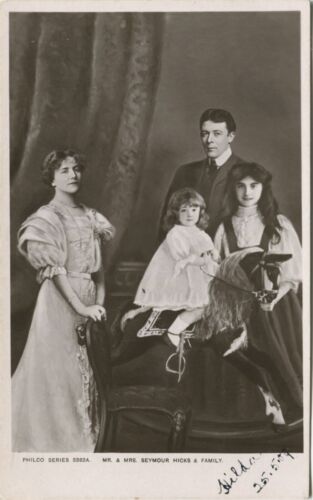 ELLALINE TERRISS, SEYMOUR HICKS, TOY, ROCKING HORSE -Theatre, Actor Postcard - Afbeelding 1 van 2