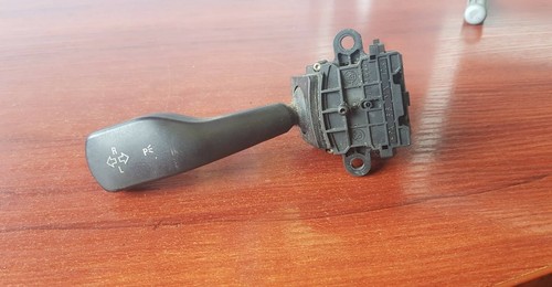 BMW 3 (E46) 2003 Benzin Blinkleuchte Knauf 8363662 105kW