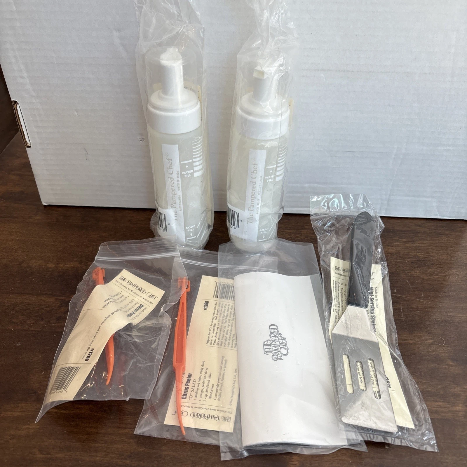 Pampered Chef Kitchen Utensils - Suds Pump, Citrus Peeler, Scraper, Mini Spatula