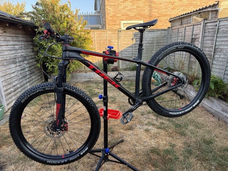 Trek Roscoe 7 Hardtail Mountain Bike Medium Rockshox