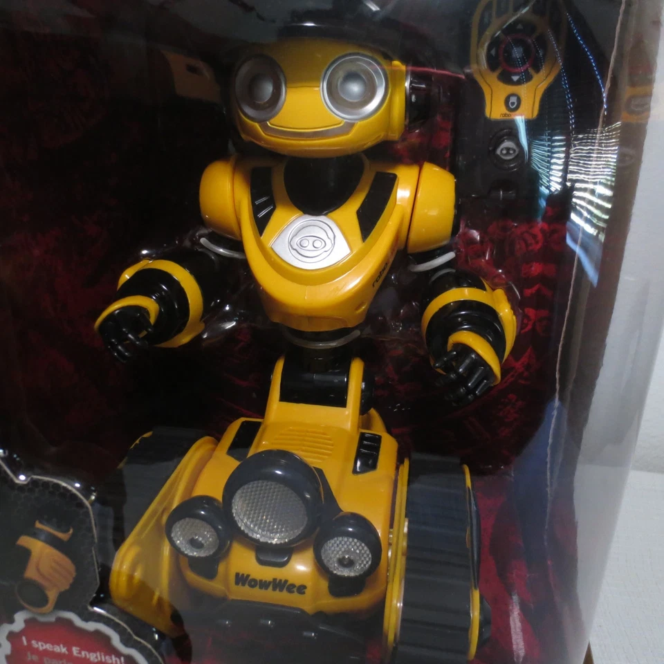 Roborover NIB Interactive Remote Control RC Robot NIB WowWee Robotics 8405 - Image 4 of 4