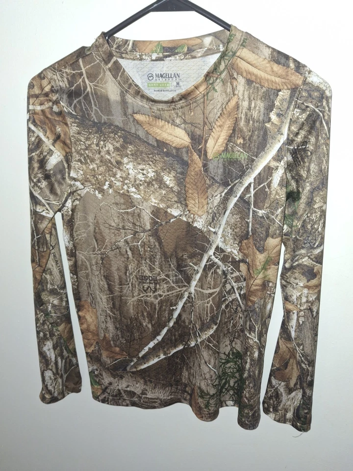 Magellan Outdoors Shirts (TWO)  Medium Camouflage Long Sleeve Realtree PLZ READ - Image 3 of 4