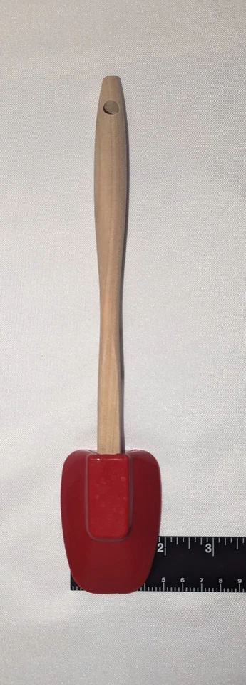 Espátula mediana Le Creuset Craft Series con mango de madera usada en excelente estado Foto 3 de 4