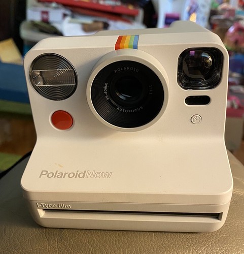 Polaroid NOW i-type Instant Camera White Comes With Strap Powers On. Untested. - Picture 2 of 14
