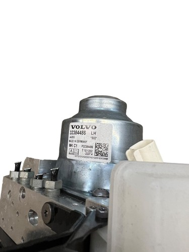 2019-2023 Volvo XC40 2.0 PETROL HYBRID ABS Pump W/TANK OEM - Picture 6 of 7