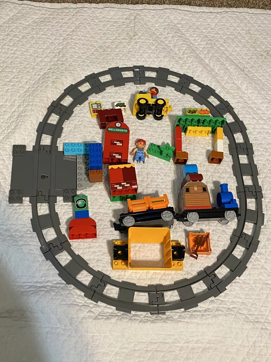 Lego Duplo Train Track Pieces 12 Curves, 1 Straight 1 Platform Train Parts  Lot