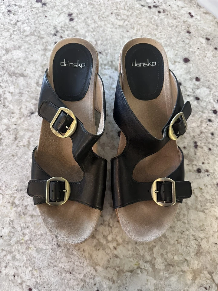 Sandalias de cuña Dansko Carla de grano completo deslizables negras para mujer talla 9,5-10 EE. UU./UE 40 Foto 4 de 4