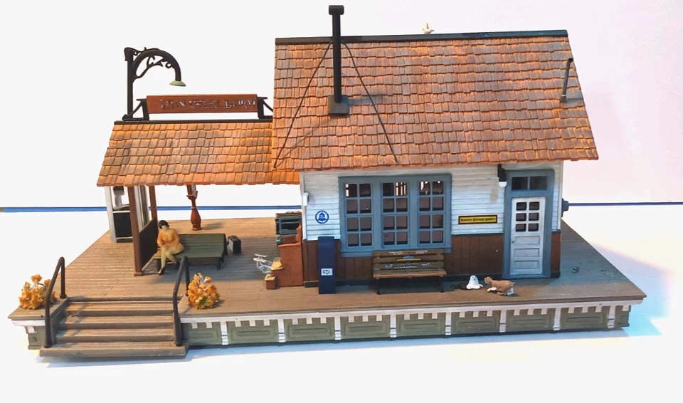 Woodland Scenics BR5852 The Depot - O Scale Pre Owned - Image 4 of 4