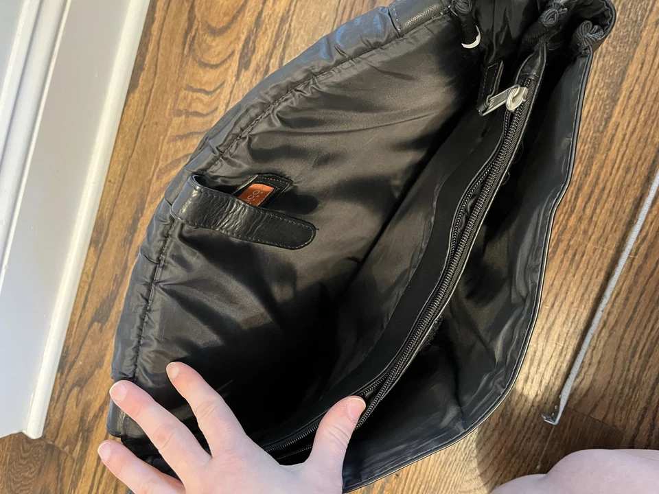 Винтажная черная кожаная сумка-мессенджер Latico с плечевым ремнем - Изображение 4 из 4