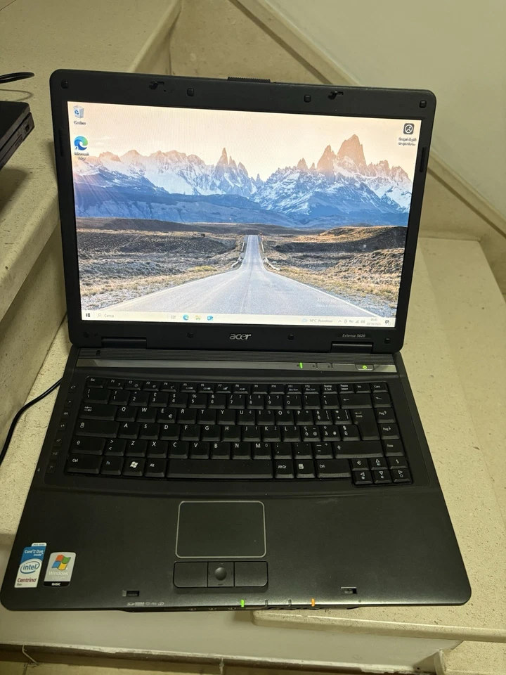 Notebook Acer Extensa 5620 Funzionante Con Alimentatore E Windows 10 Pronto Uso - Immagine 2 di 3