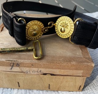 ceinturon grande tenue infanterie complet et en TBE Armée française officier