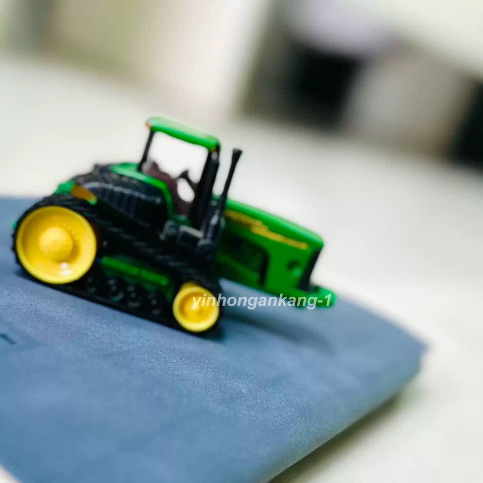 John Deere 1/64 ERTL 9320T Crawler Tractor Diecast Model - Image 3 of 4