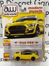 AUTO WORLD 2021 Ford Mustang Shelby GT500 Yellow Track Pack 1:64 Diecast Modern
