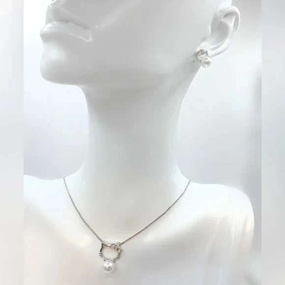 Hello Kitty Set in 925 Sterling silver Stamped Necklace and Earrings. - Image 4 of 4