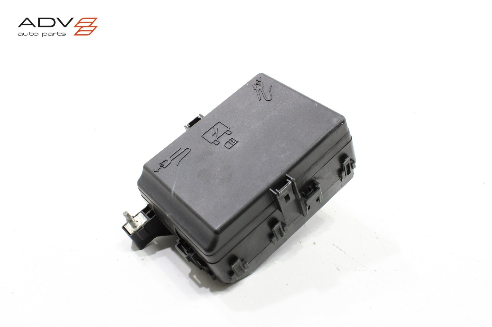 2017 - 2020 MASERATI LEVANTE 3.0L ENGINE BAY FUSE RELAY JUNCTION BLOCK BOX OEM