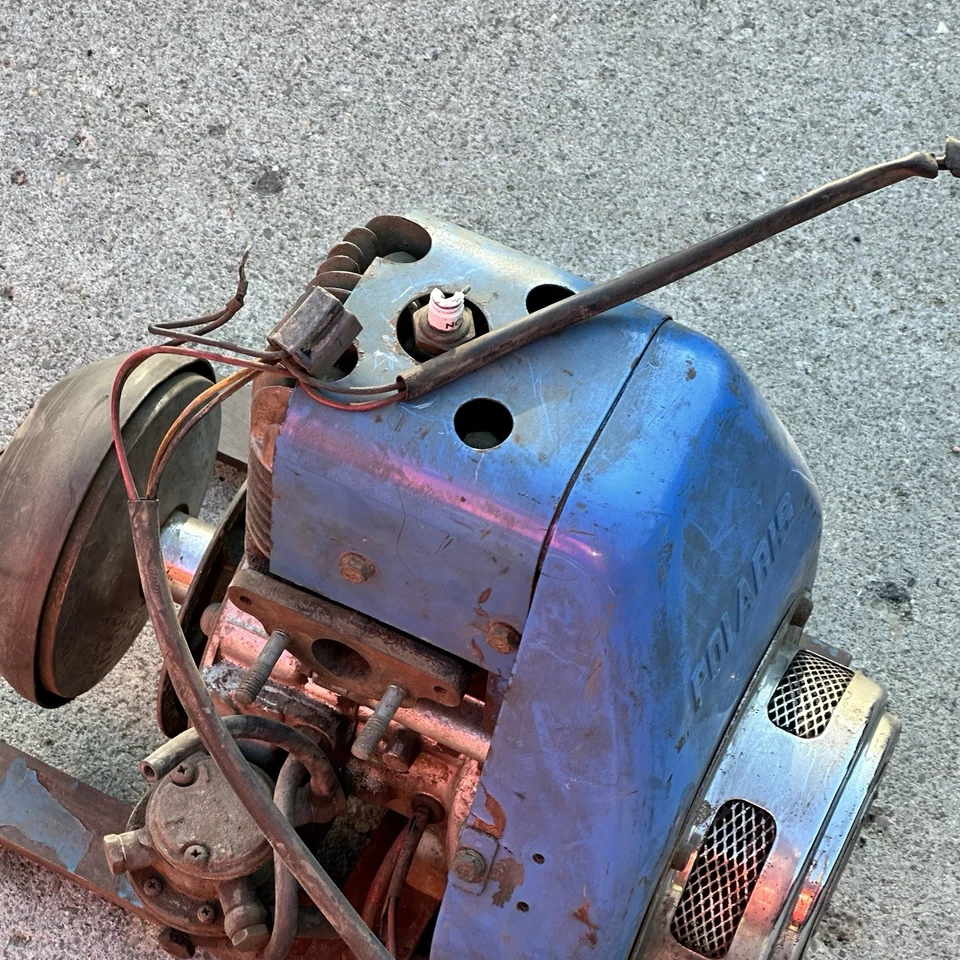 Motor de moto de nieve vintage 1969-70 Polaris Playmate Ec16P Fuji 164 cc Foto 3 de 4