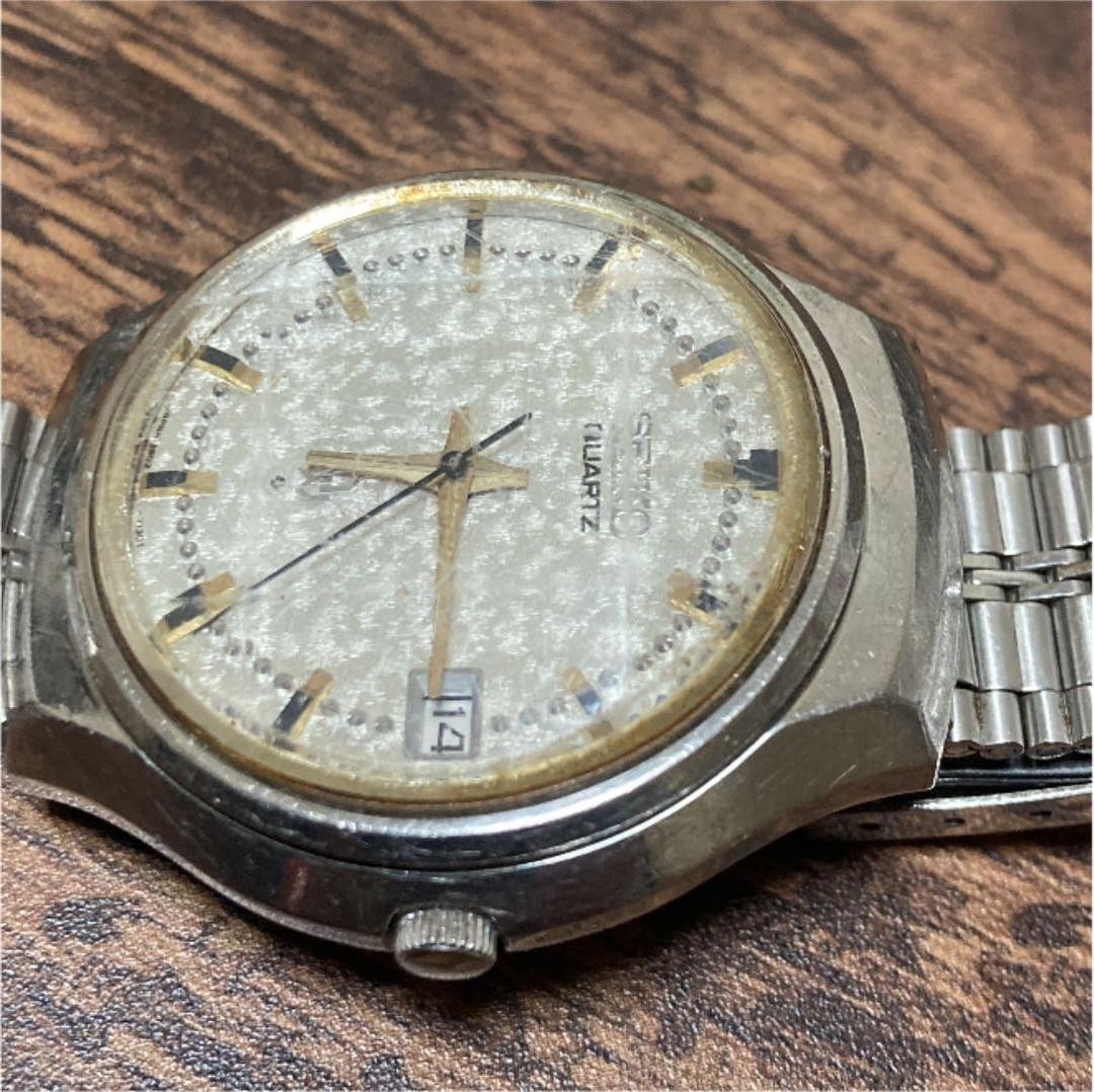 Seiko 3803-7060 Vintage Date Stainless Steel Quartz Mens Watch 