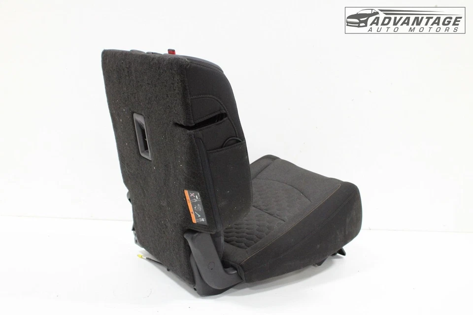 Chevrolet Equinox LT 2018-2021 lado trasero derecho segunda fila asiento negro OEM Foto 3 de 4