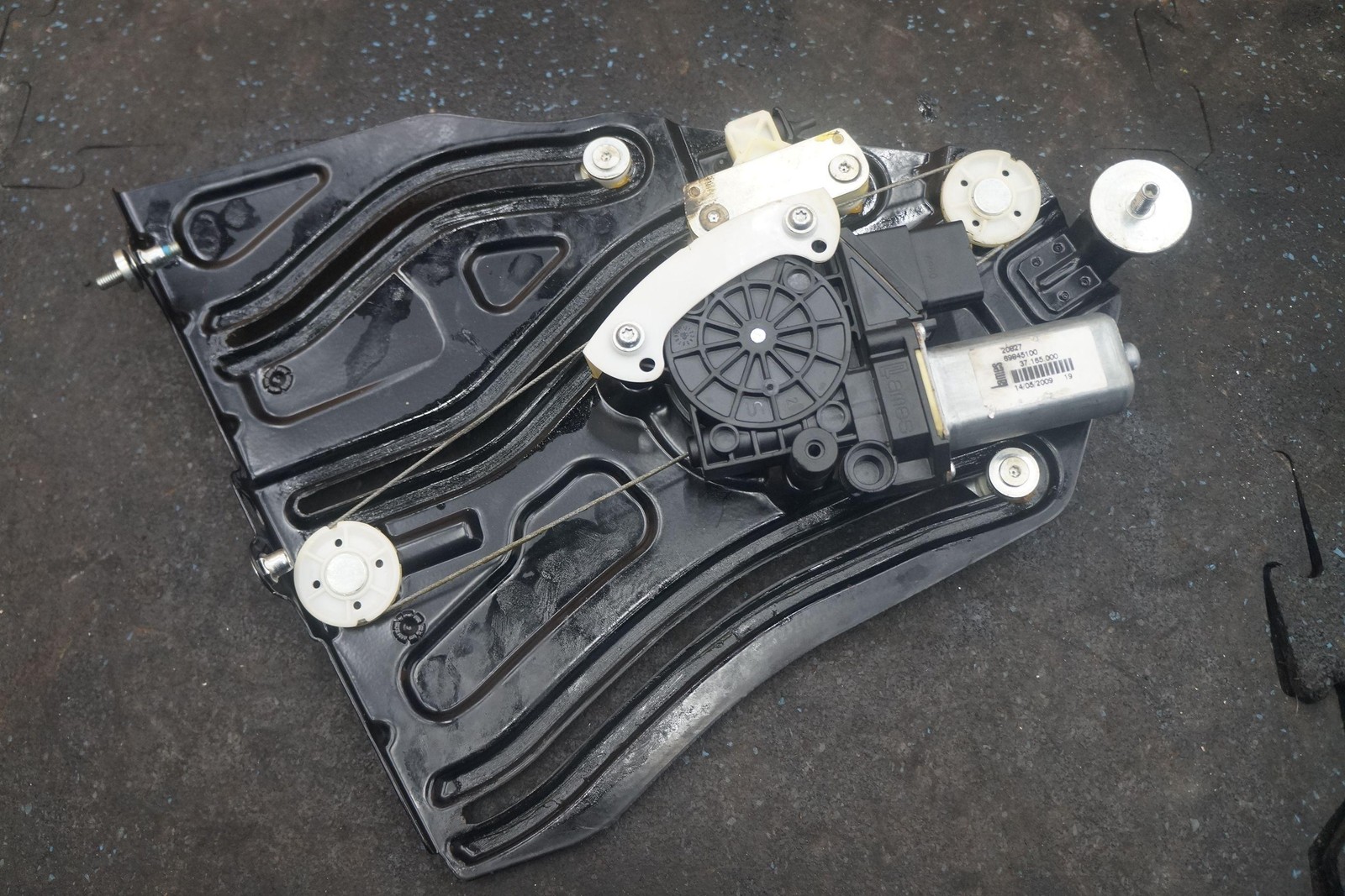 Rear Right Quarter Window Glass Regulator Motor 69845100 Ferrari California 2010