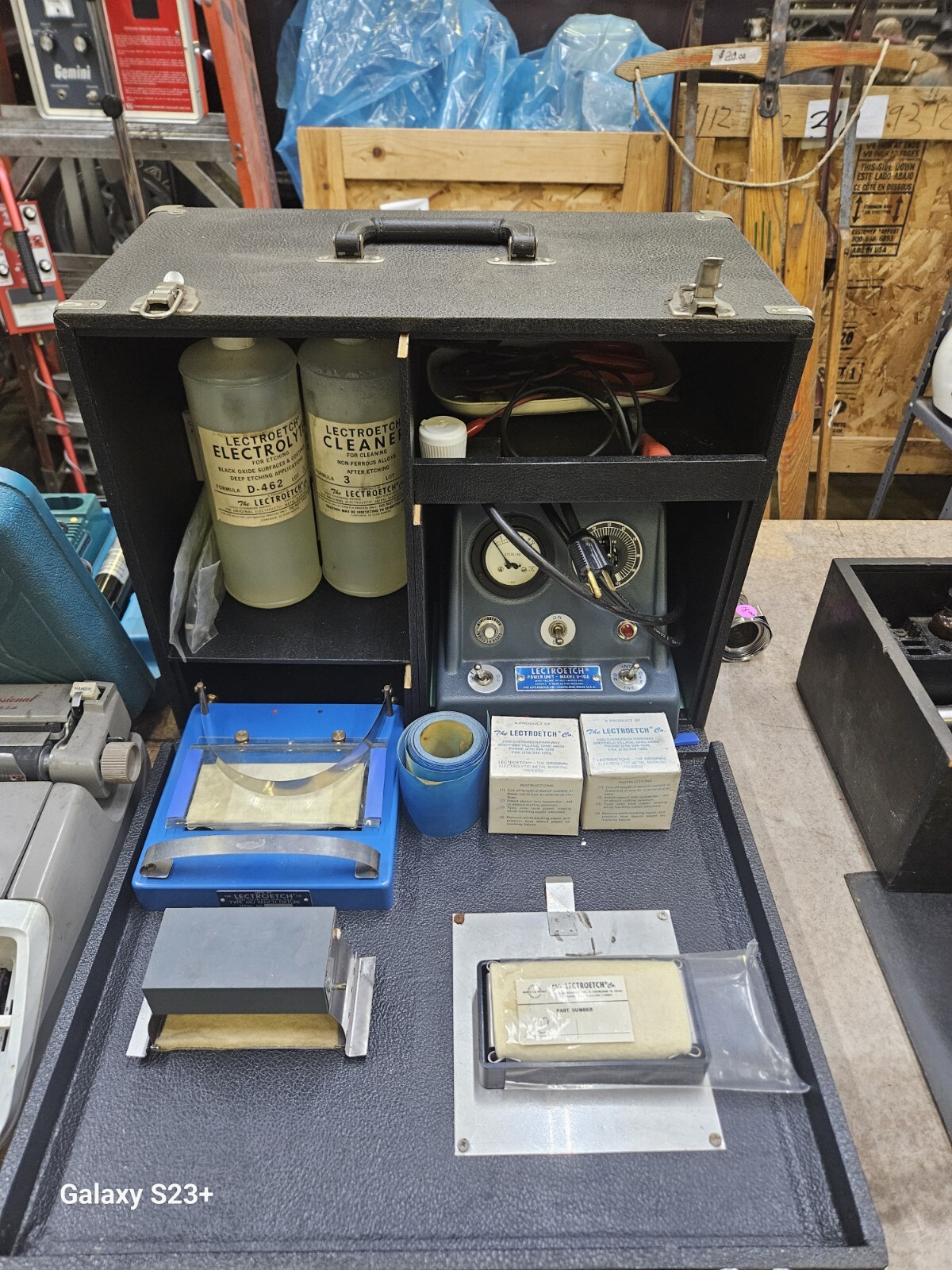 Lectroetch V-10A electric metal etching Kit, with accessories