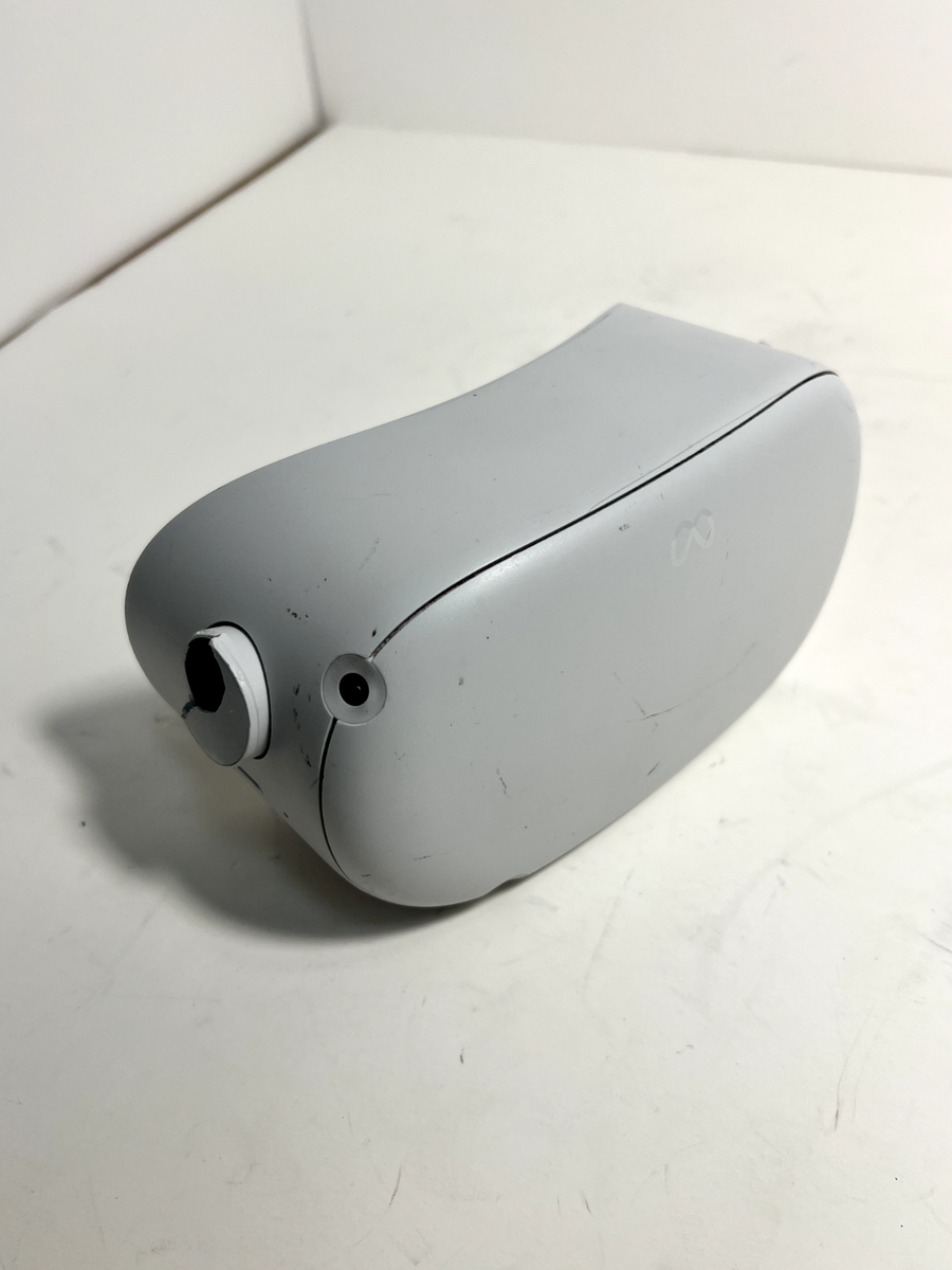 GENUINE Meta Oculus Quest VR 256GB HEADSET ONLY white NO CONTROLLERS  -READ