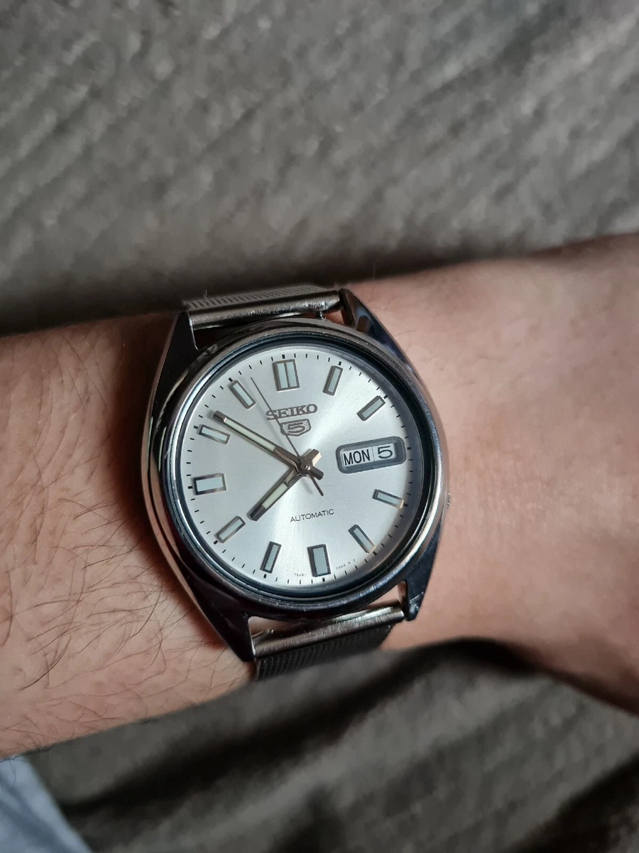 Seiko 5 Sports SNXS73K1 Silver Unisex Watch in Good Working Condition