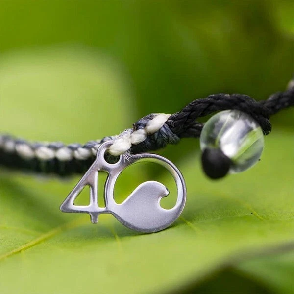 Pulsera Trenzada 4Ocean Edición Gran Tiburón Blanco - Negro Blanco Foto 3 de 3