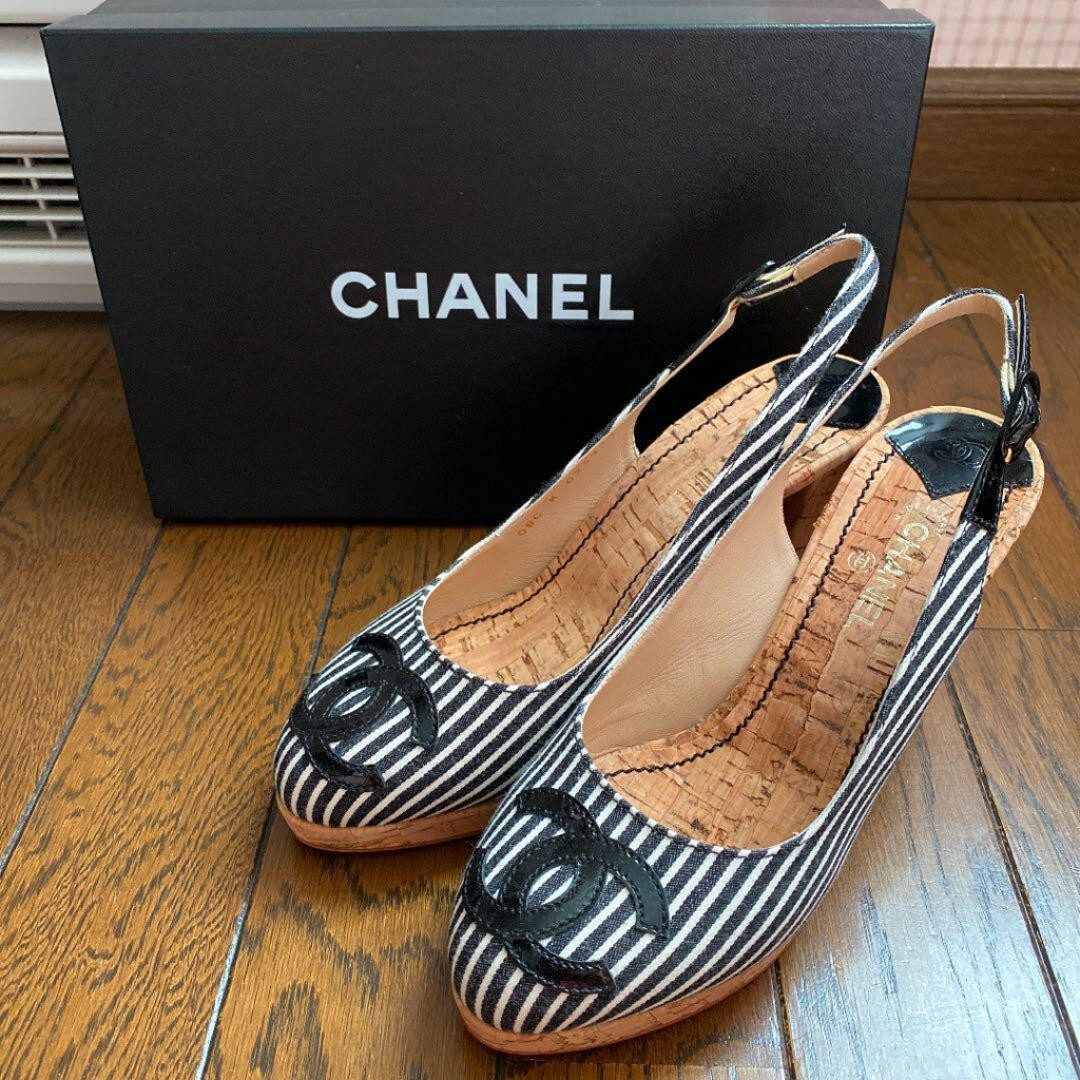 CHANEL ストライプ コルクサンダル 35 CHANEL COCO MARK Stripe Cork Heel Sandals Mules Pumps Shoes