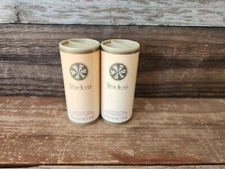 2x Timeless shimmering body powder Avon 40 g 1.4 oz. New
