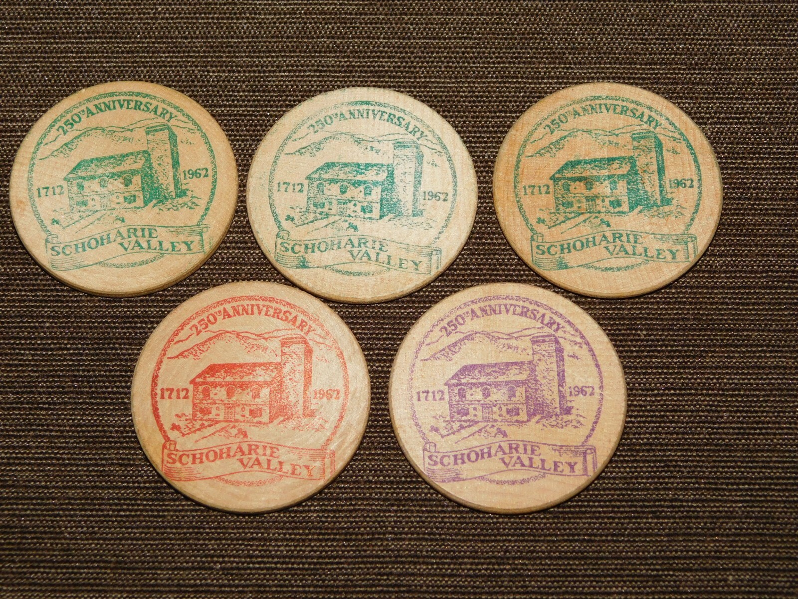 VINTAGE 1712-1962 250th ANNIV SCHOHARIE VALLEY ALBANY BANK 5  WOODEN NICKELS